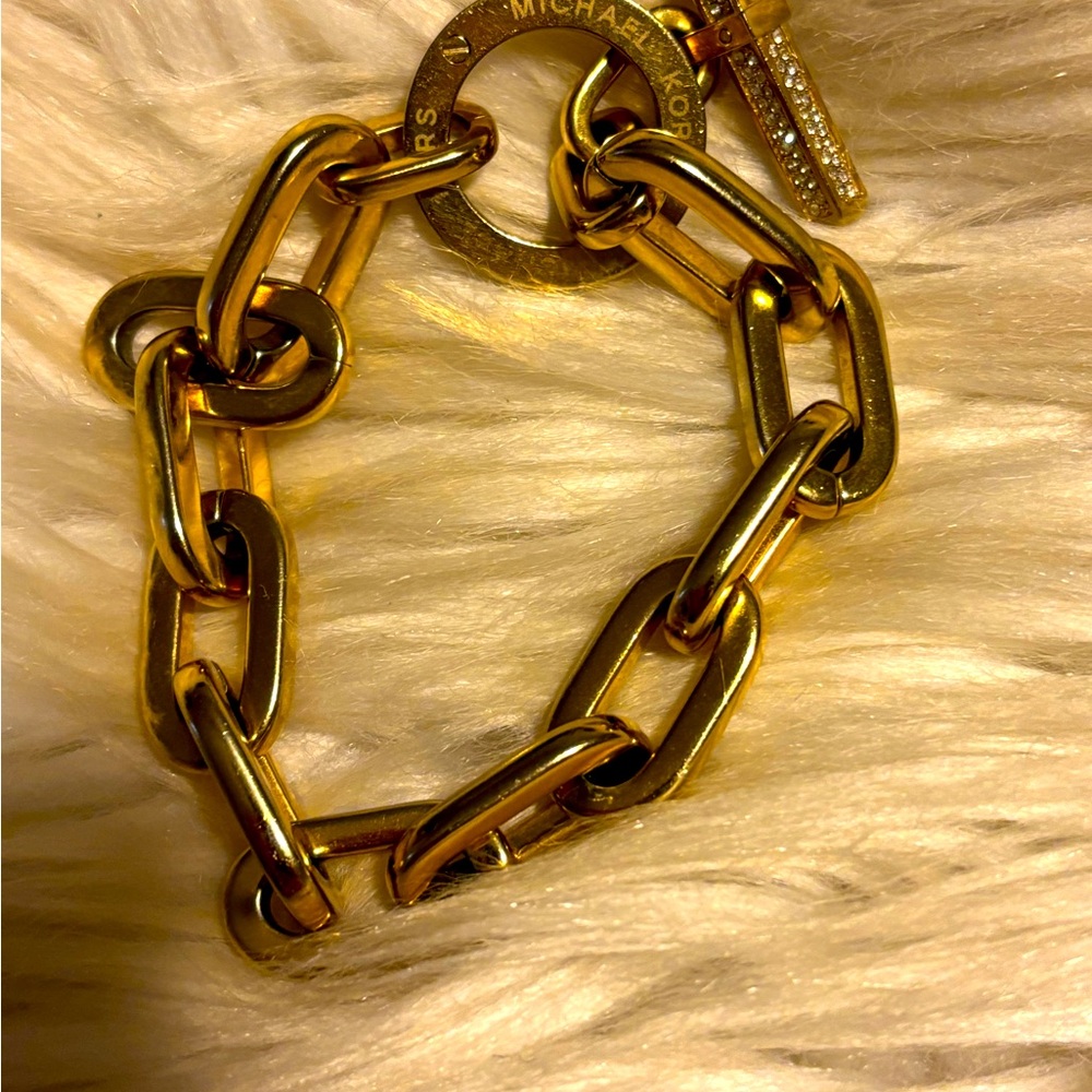 Michael Kors Big Chain Bracelet! - Picture 4 of 8